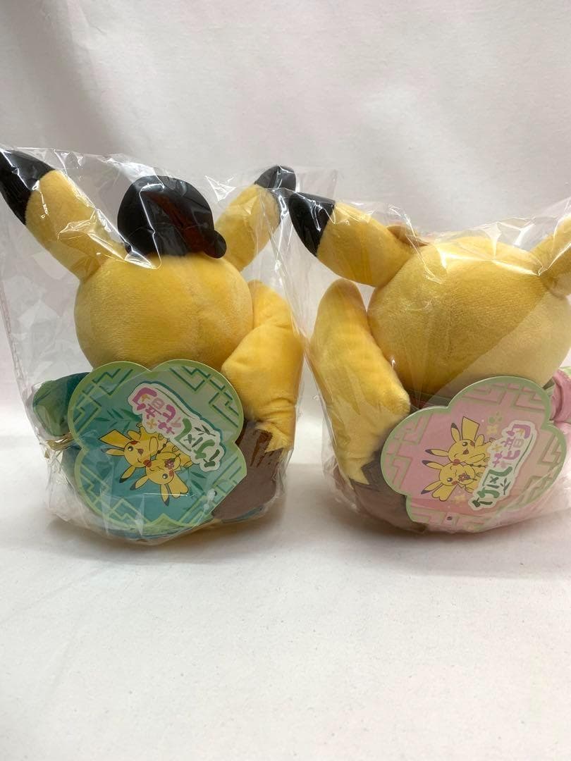 海外限定 ポケモン ピカチュウ 2体セット 漢服コスチューム