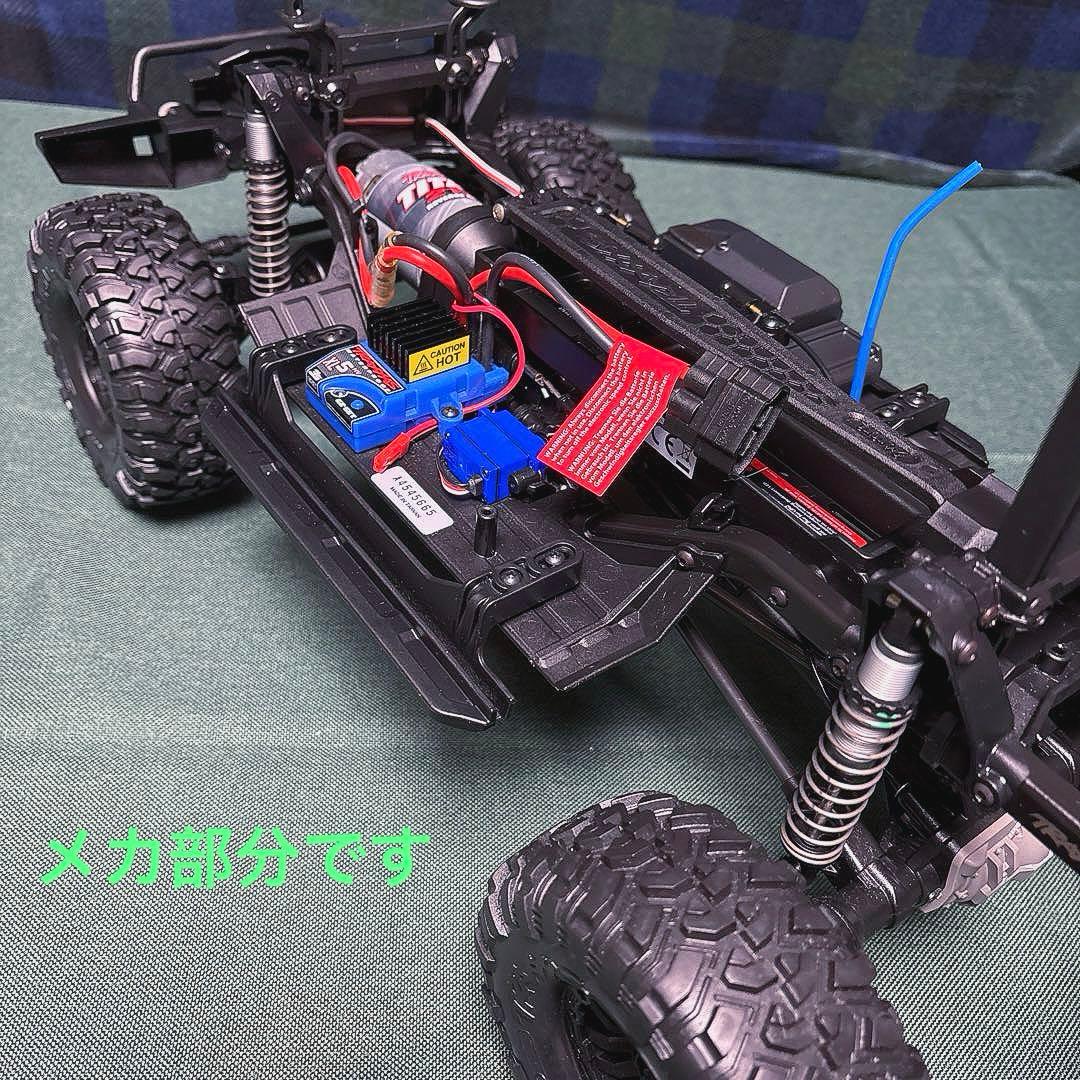 トラクサス　TRX4 ディフェンダー