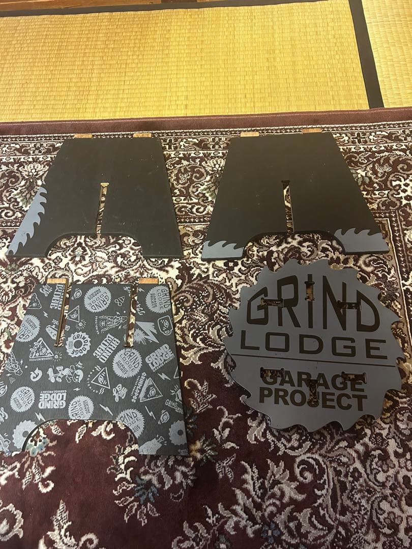 グラインドロッヂ GRINDLODGEスツール