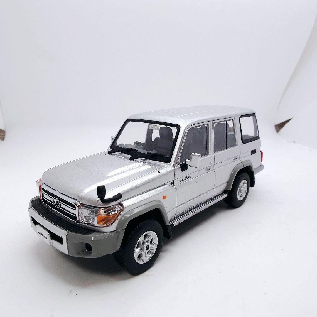 【非売品】トヨタカラーサンプル　ランドクルーザー70 シルバー