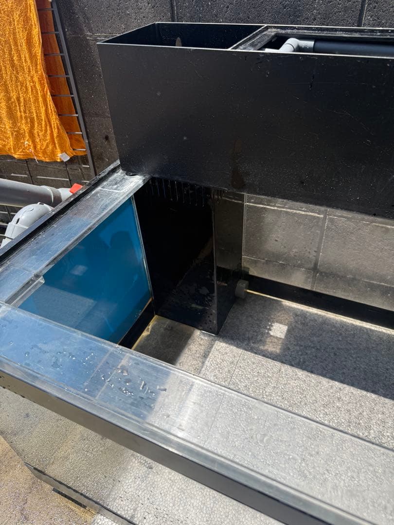 アクリル　大型水槽 2m倉庫保管中