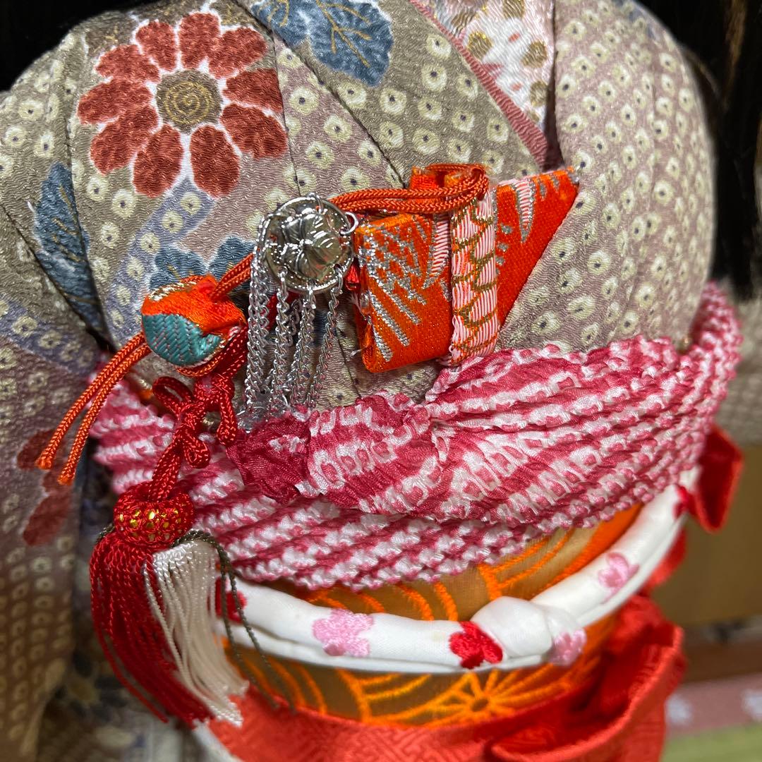 ほぼ新品⭐︎未使用　市松人形 女の子　節句　多色花柄着物 黒髪　日本　伝統工芸品