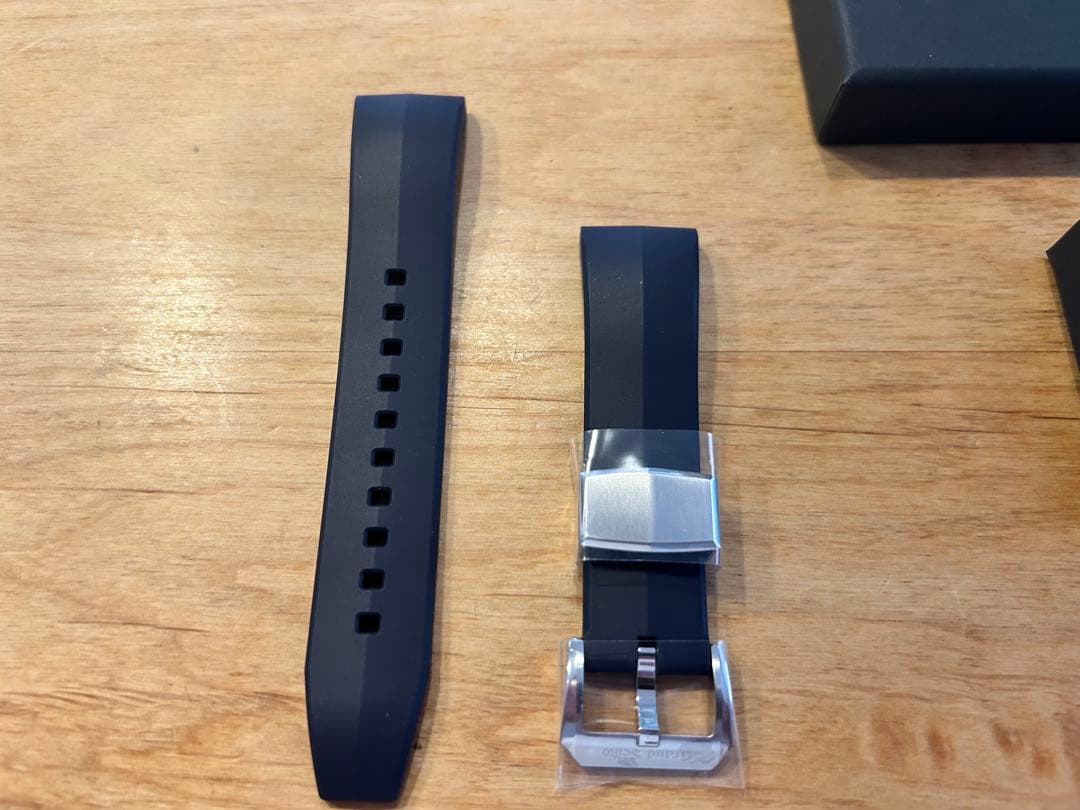 Grand Seiko 22mm ブラックネイビー　ラバーベルト