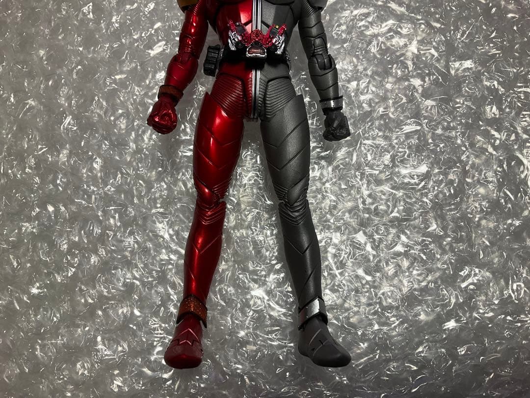 【中古品】S.H.Figuarts 真骨頂 仮面ライダーWヒートメタル 風都探偵