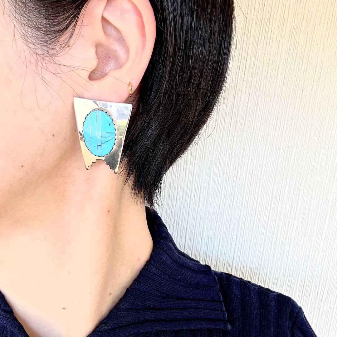 ヴィンテージ！Silver Inlaid Howlite Studs ピアス