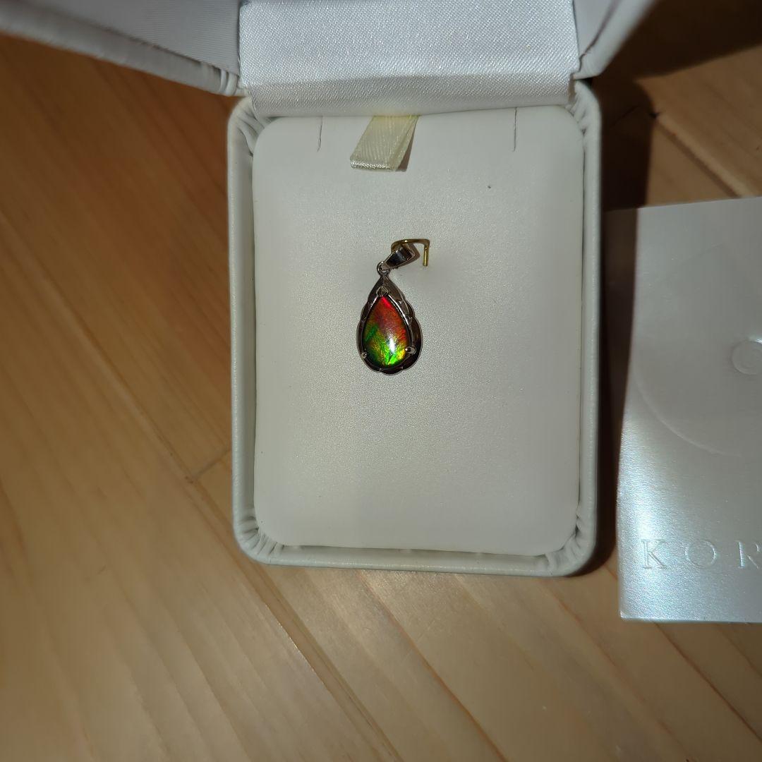 カナダKORITEアンモライト 18K台座ペンダントトップ