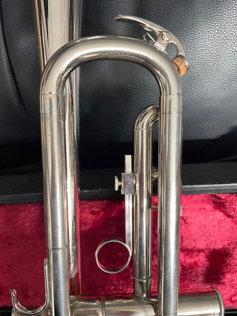 美品YAMAHAトランペット YTR1310 シルバー　ヤマハ 管楽器