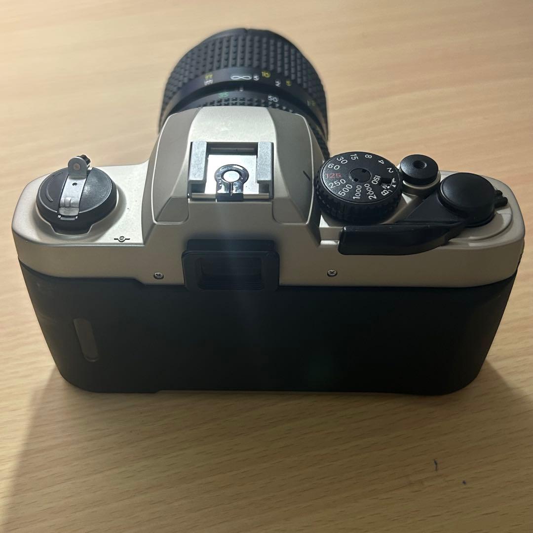 Nikon FM10 一眼レフカメラ 35-70mmレンズ、カメラケース付き