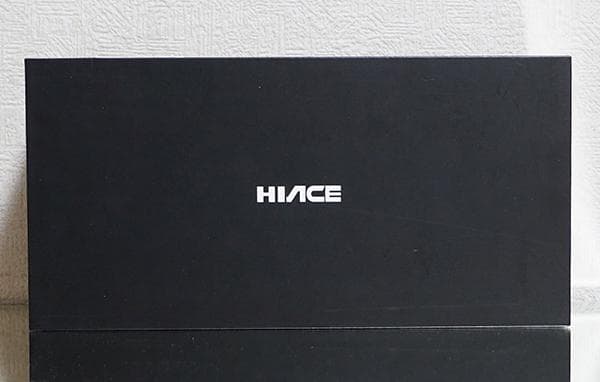 Sonido / Nluxla 1/18 トヨタ ハイエース YH50 ３代目