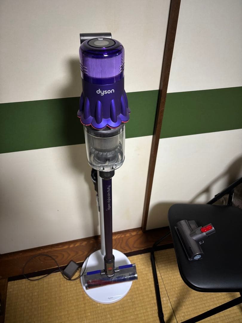 ま*ん様 Dyson Digital Slim Fluffy SV18 故障有