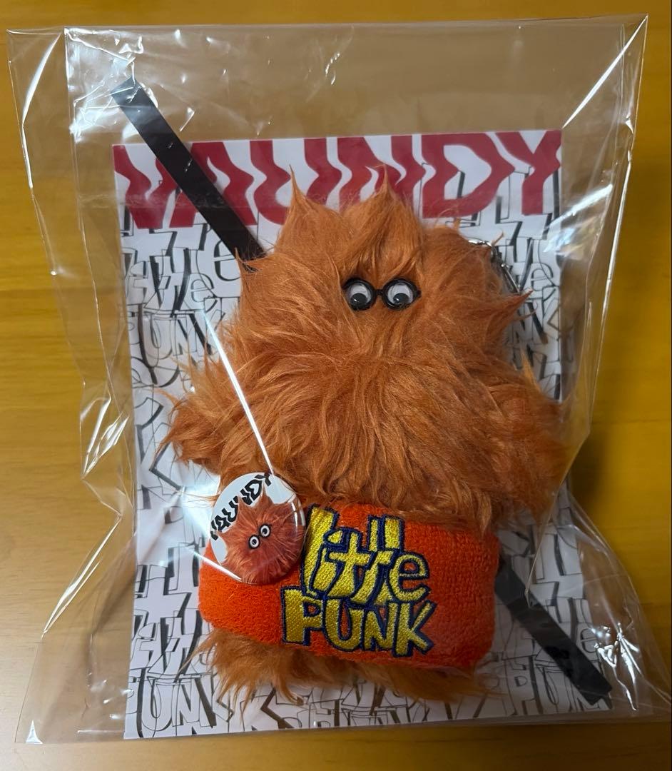 【1月30日まで】VAUNDY キーチェーン リストバンドとミニ缶バッジ付き