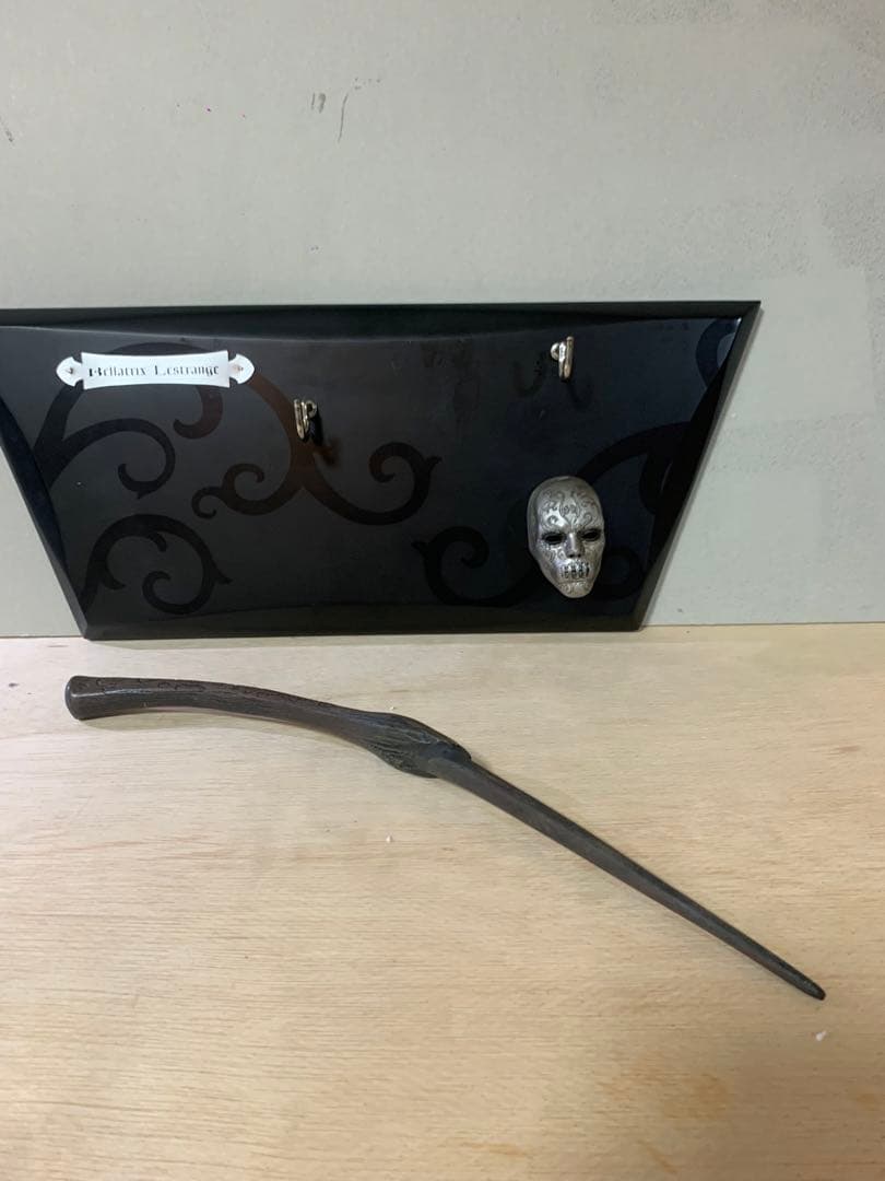 ハリーポッター ノーブルコレクション ベラトリックスレストレンジ 杖ディスプレイ