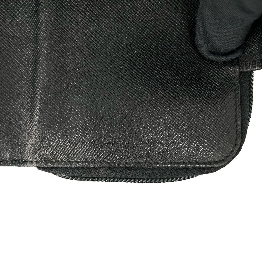 希少✨プラダ 二つ折り財布 三角ロゴ サフィアーノレザー ファスナー ブラック