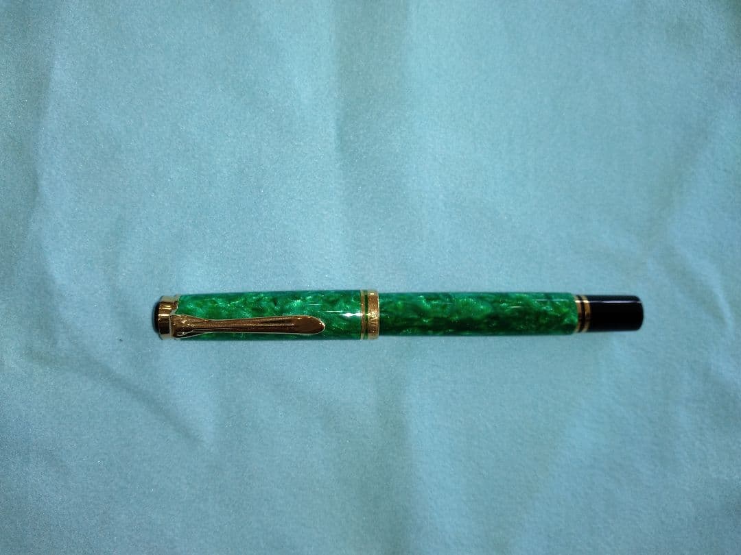 緑色マーブル万年筆