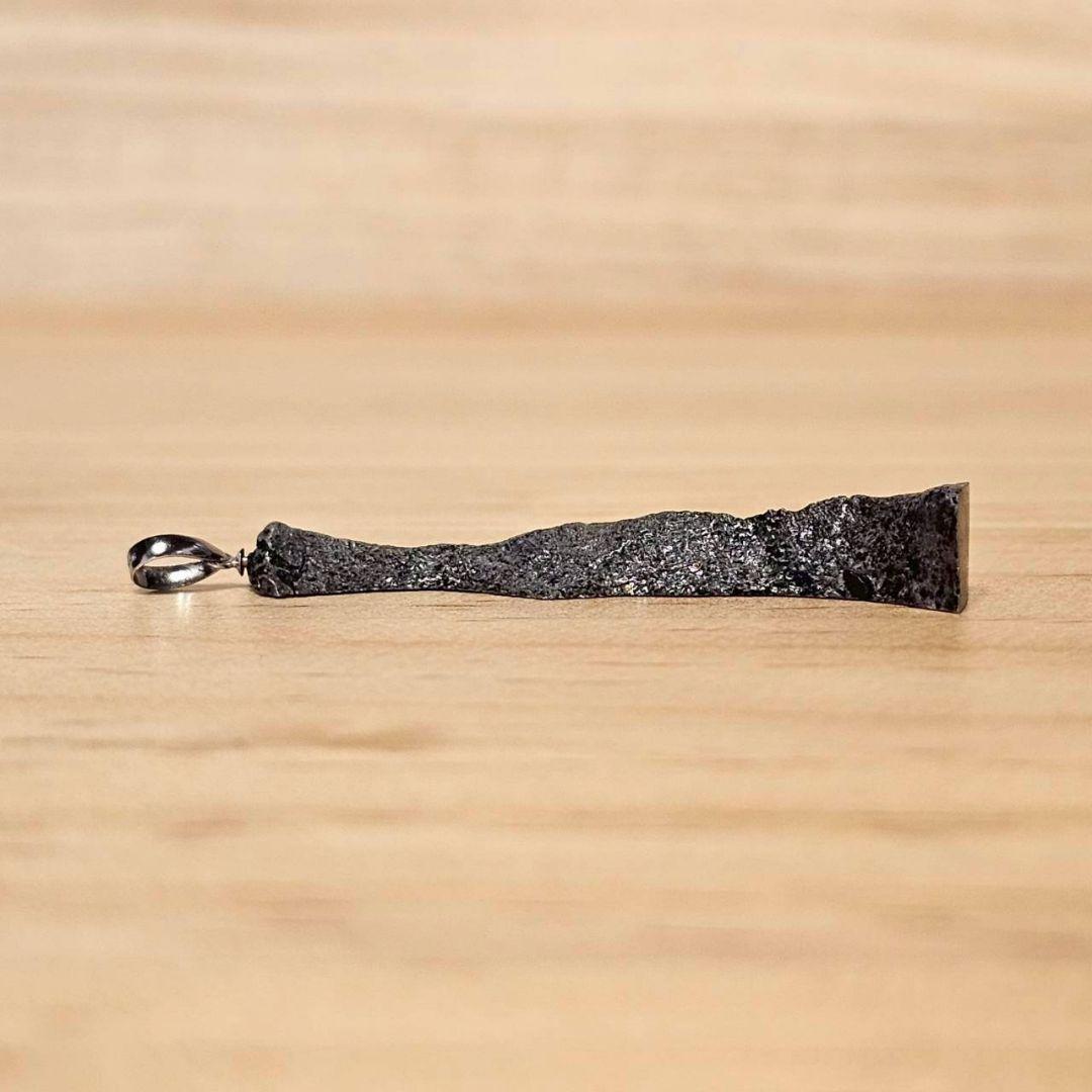 【アキムネ】ギベオン隕石 ペンダントトップのみ【鑑別書付】