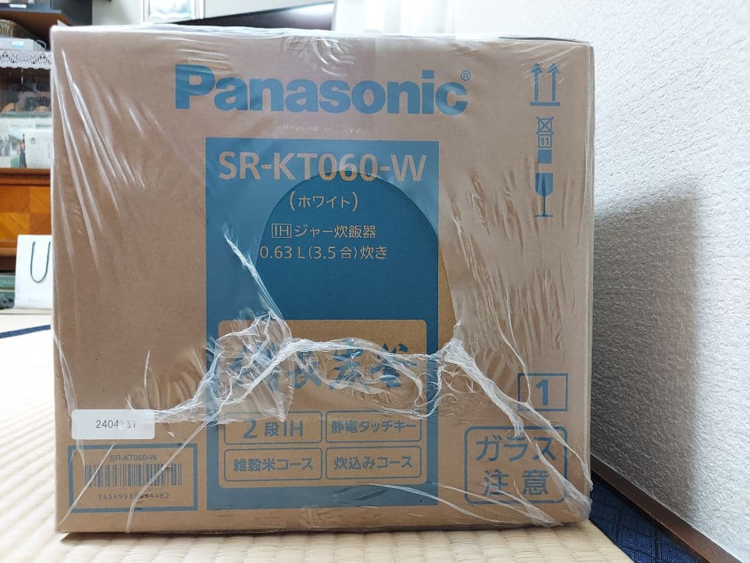 ★新品未開封★Panasonic　SR－KT060(W) 炊飯器★