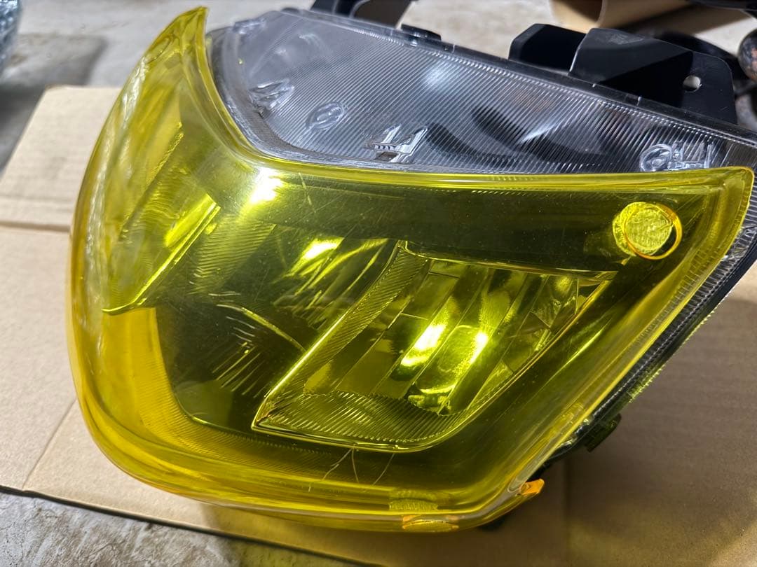 シグナスx5型　ヘッドライト