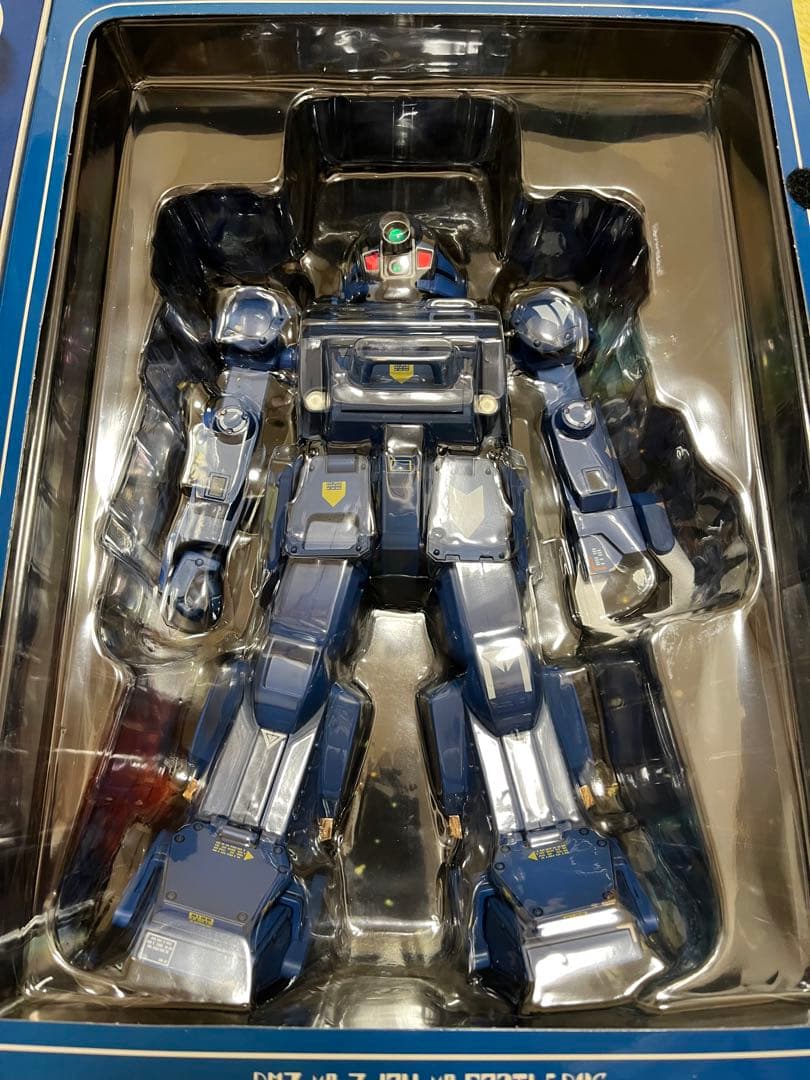 タカラDMZ ストライクドッグ 1/18スケール