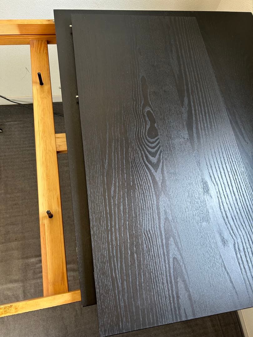 【たのめる便】イケア BJURSTA 伸長式ダイニングテーブル