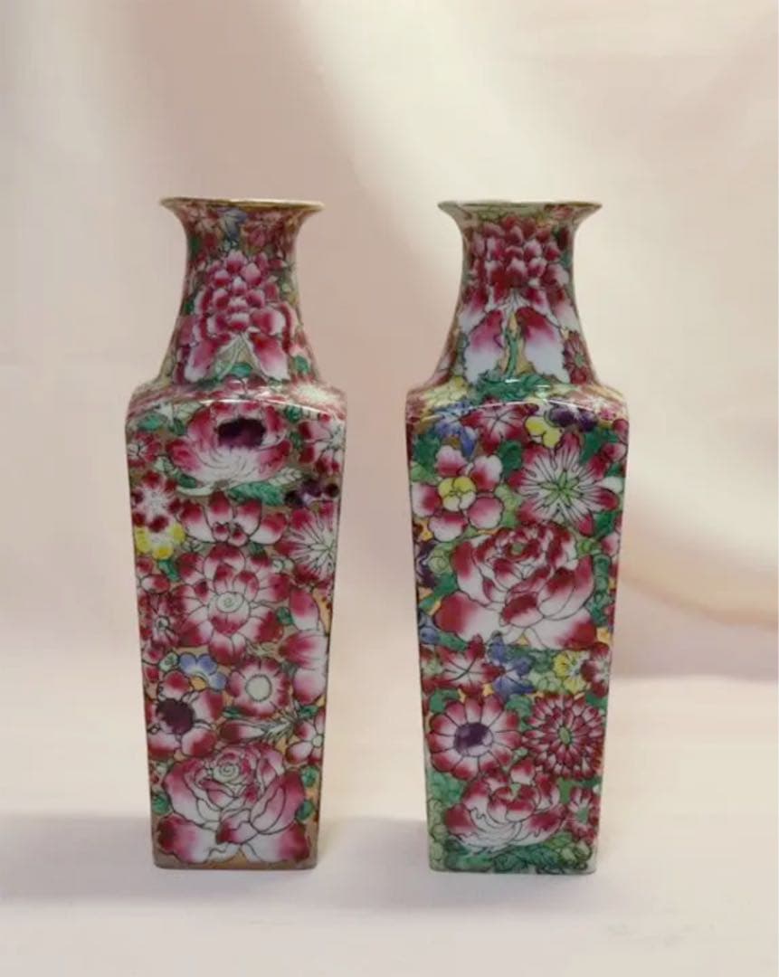 中国　民国期　粉彩角瓶1対　乾隆年製銘　送料込み0629