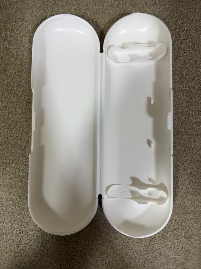 本日限り値下げ　電動歯ブラシ BRAUN io6