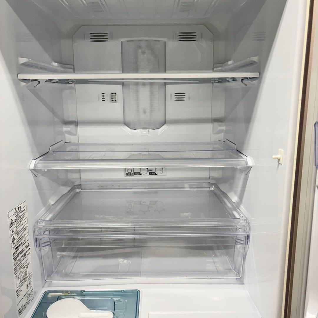 628 三菱　家庭用冷蔵庫　大型　自動製氷機付　保証込み　300L強