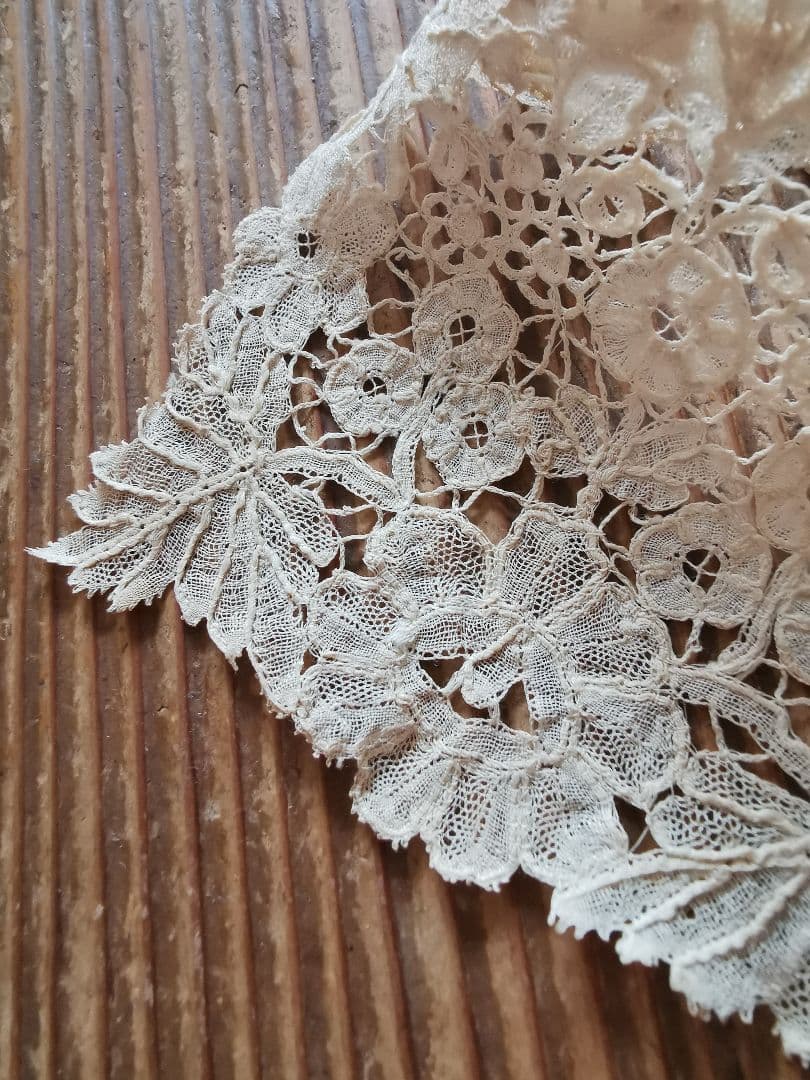 アンティーク ブリュッセルレース 付け襟 ポワンドローズ 胸飾り ジャボ タイ