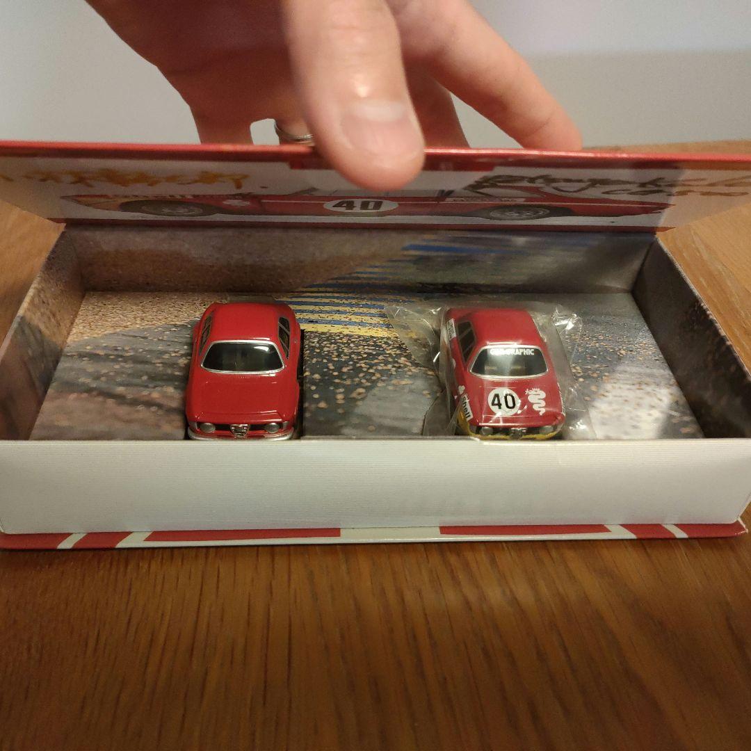 【編集長サイン付】チョロQ　アルファロメオ　ジュニア1300　カーグラフィック