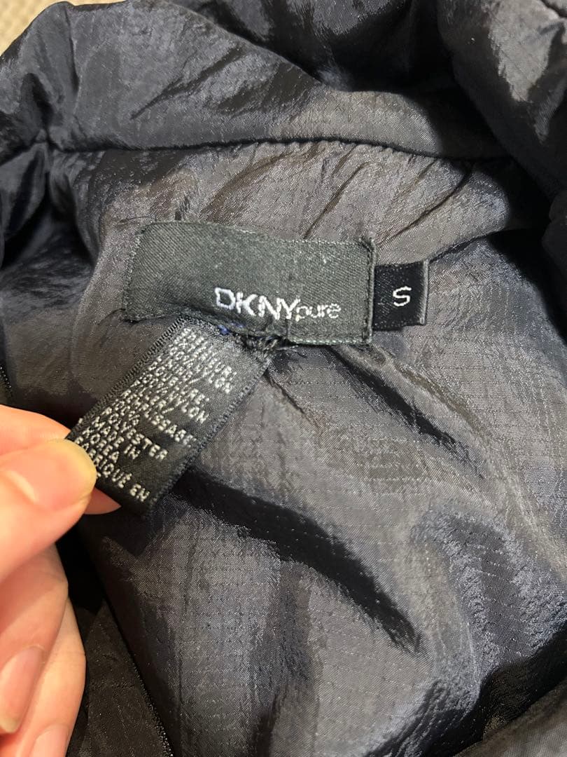 トップス 1990s DKNY zip padded pullover vest