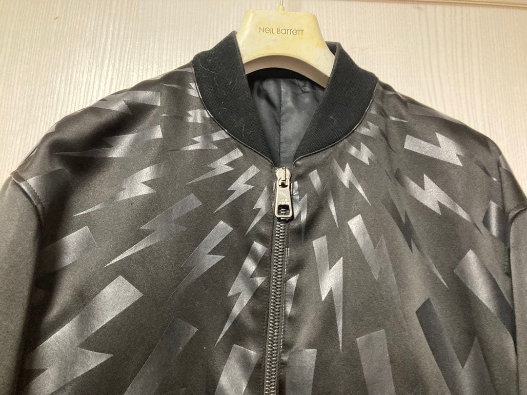 NEIL BARRETT 稲妻 サンダーボルト MA1 ニールバレットS 黒