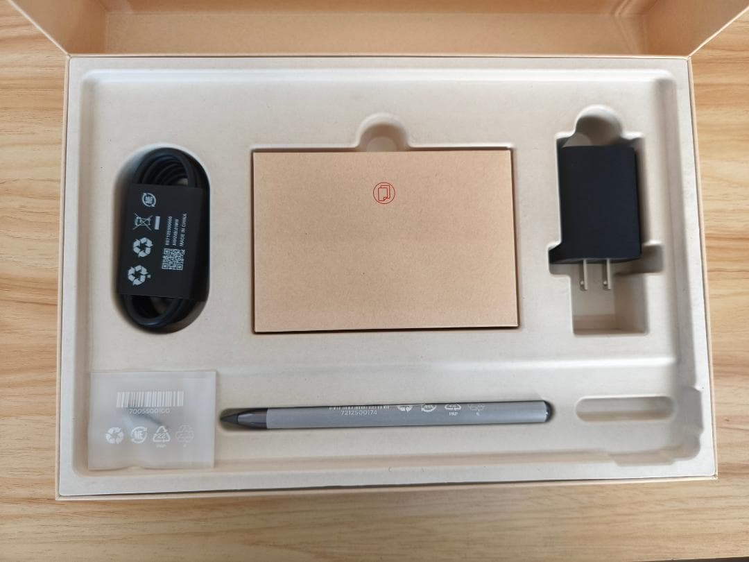 美品！Lenovo Yoga Tab Plus12.7タイダルティール