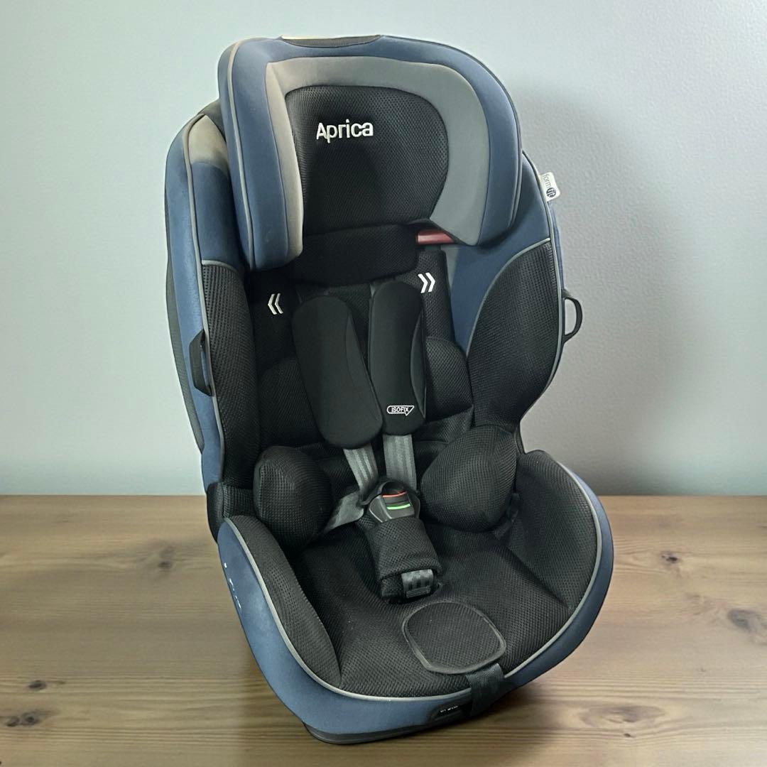 【専用】　　アップリカ フォームフィットAB ISOFIX ネイビー ブラック