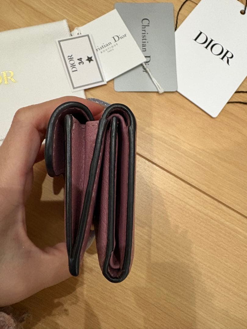Dior ピンクレザー三つ折り財布