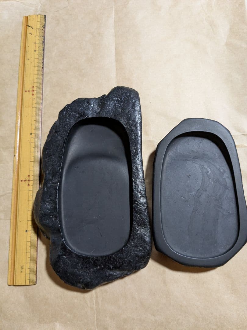 本石　御硯　雨畑真石（天然四五平） 龍渓石　合計２丁 玉泉堂製