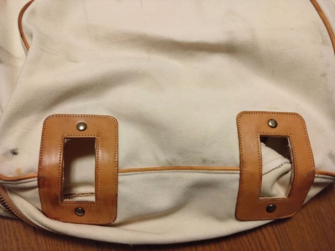 グローブトロッター　カバー　難あり