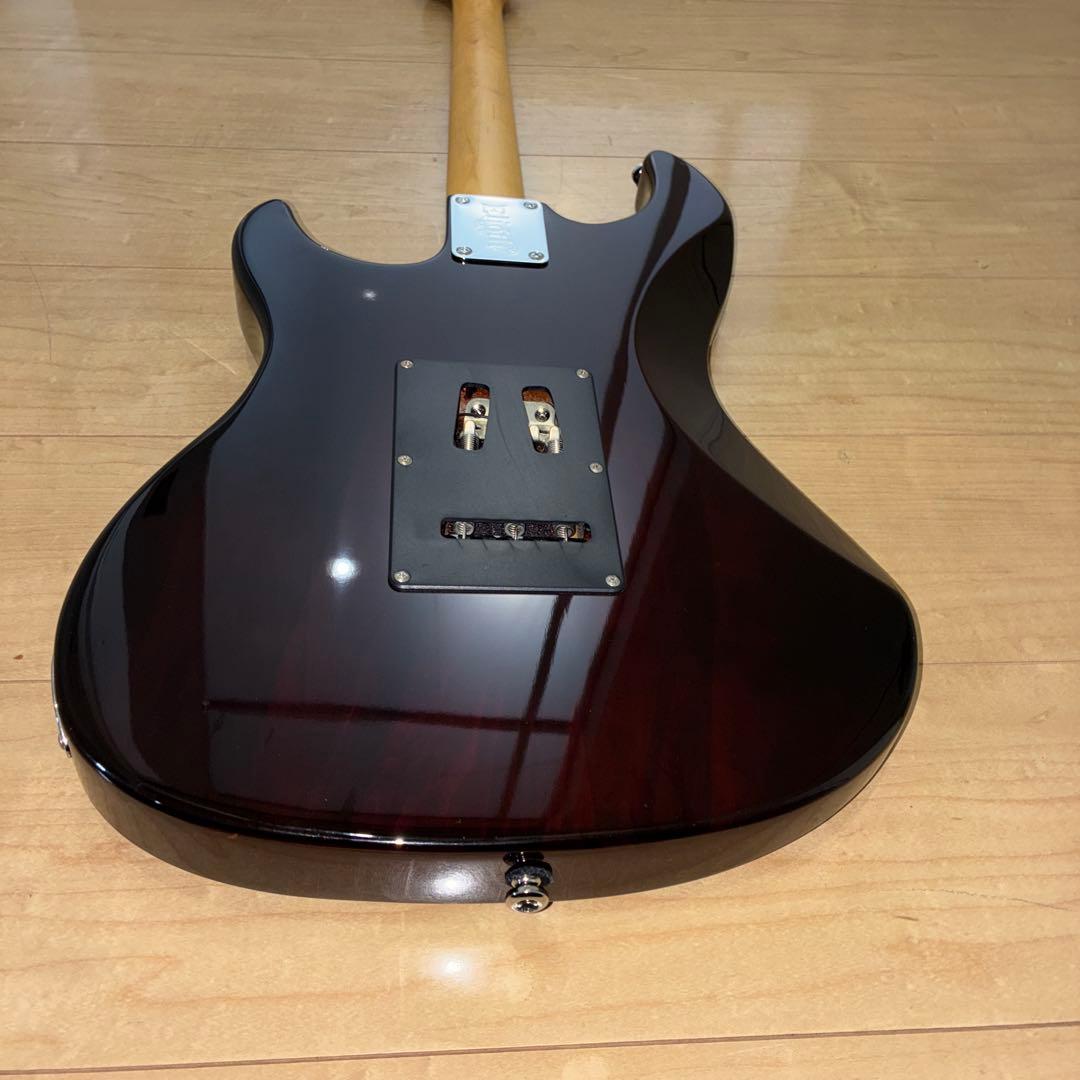 調整済み　いい音　Elioth S305 上位機種　ストラトキャスタータイプ