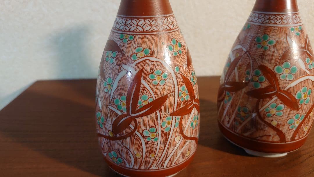 九谷焼 九谷 古九谷　飯田屋　宮本屋窯　赤絵　華草の図　江戸期　2客