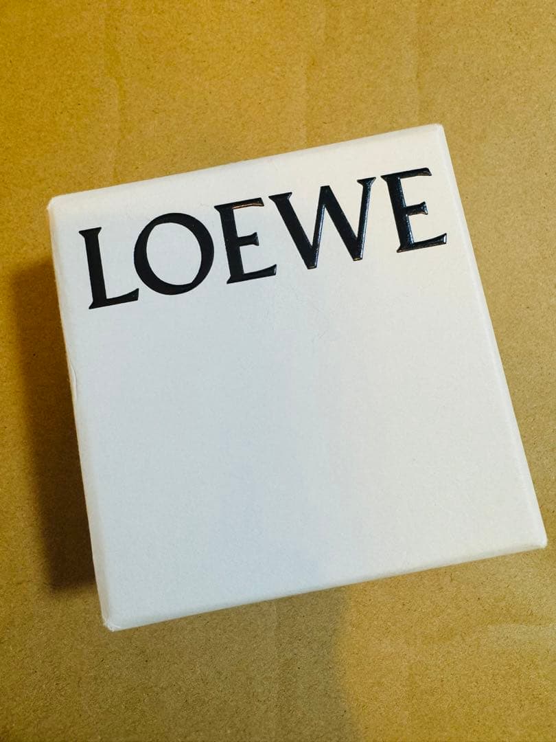 【美品】LOEWE ピンクゴールド ブローチ【お値下げ中】