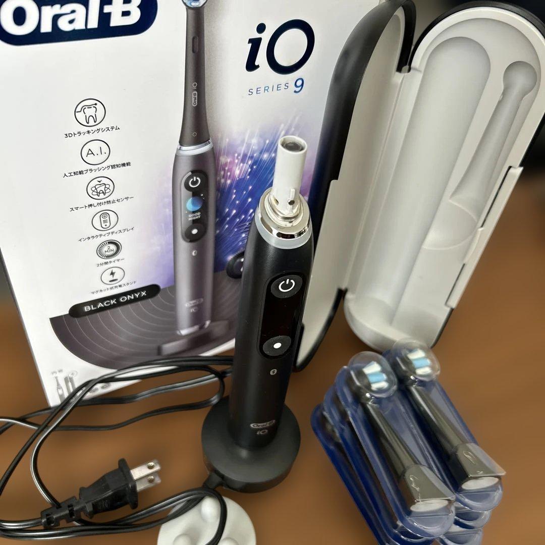 Oral−B IOM92B22ACBK-W BLACK