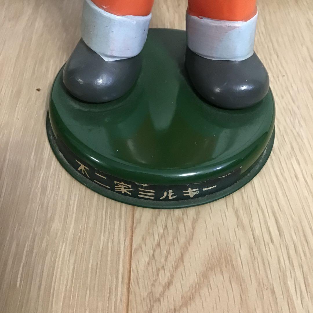 昭和レトロ　鉄製台座付き　首振り　手塗り　不二家ペコちゃん　 カウンター用