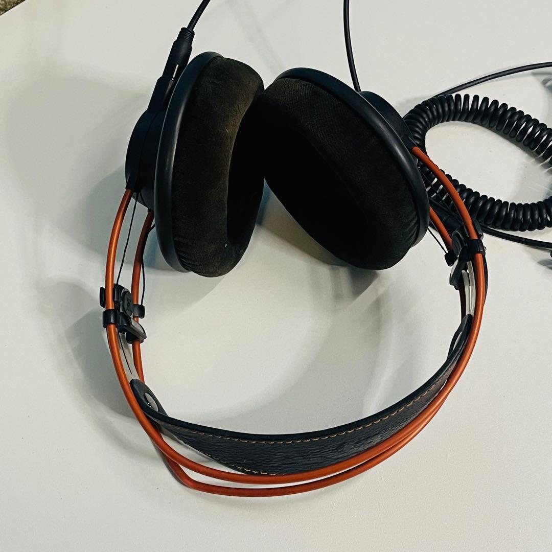 AKG K712 オープンエアーヘッドホン 動作良好