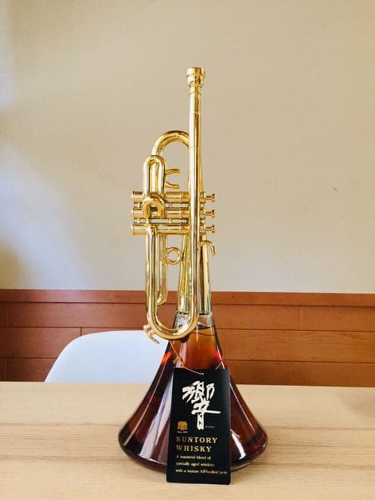 ★ サントリー 響 トランペット ウイスキー ★