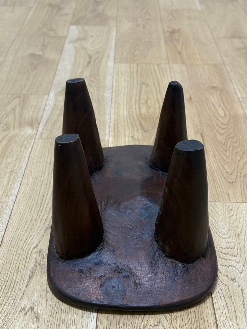 セヌフォ　スツール