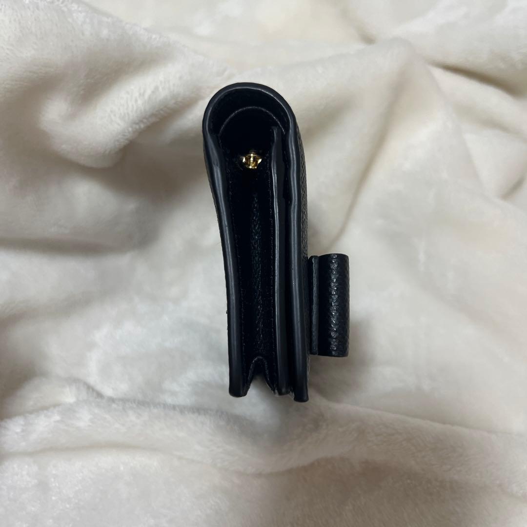 ⭐︎美品⭐︎フェラガモ 二つ折り財布 ヴァラリボン ブラック カーフ 金具ファスナー