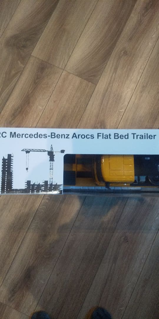 1/20スケール トレーラー付きホビーラジコン