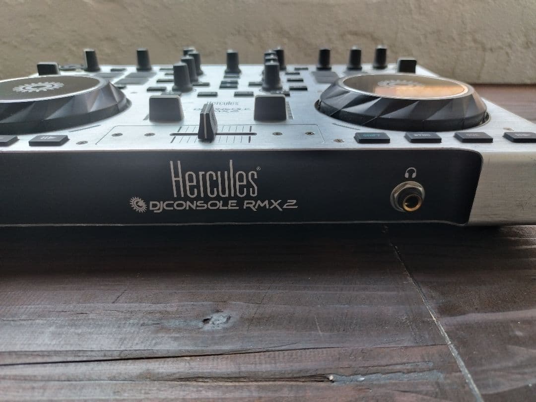 Hercules DJ Controller RMX 2　スピーカー付き