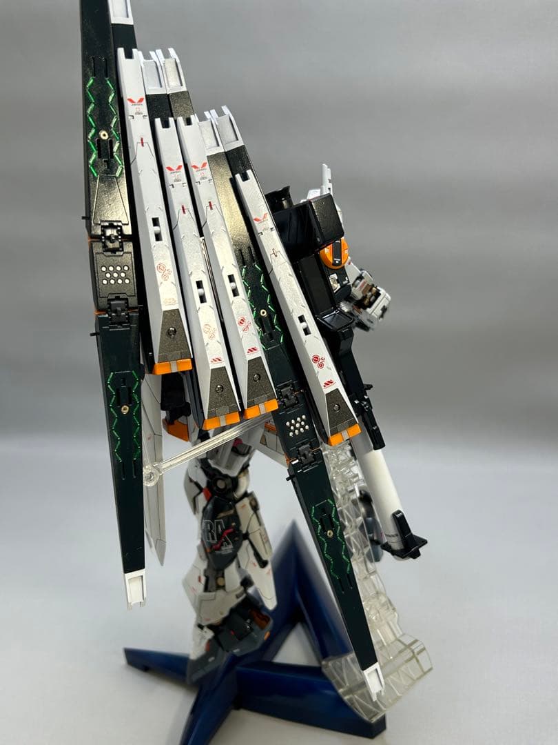 MG.νガンダム.ver.ka 改修全塗装完成品