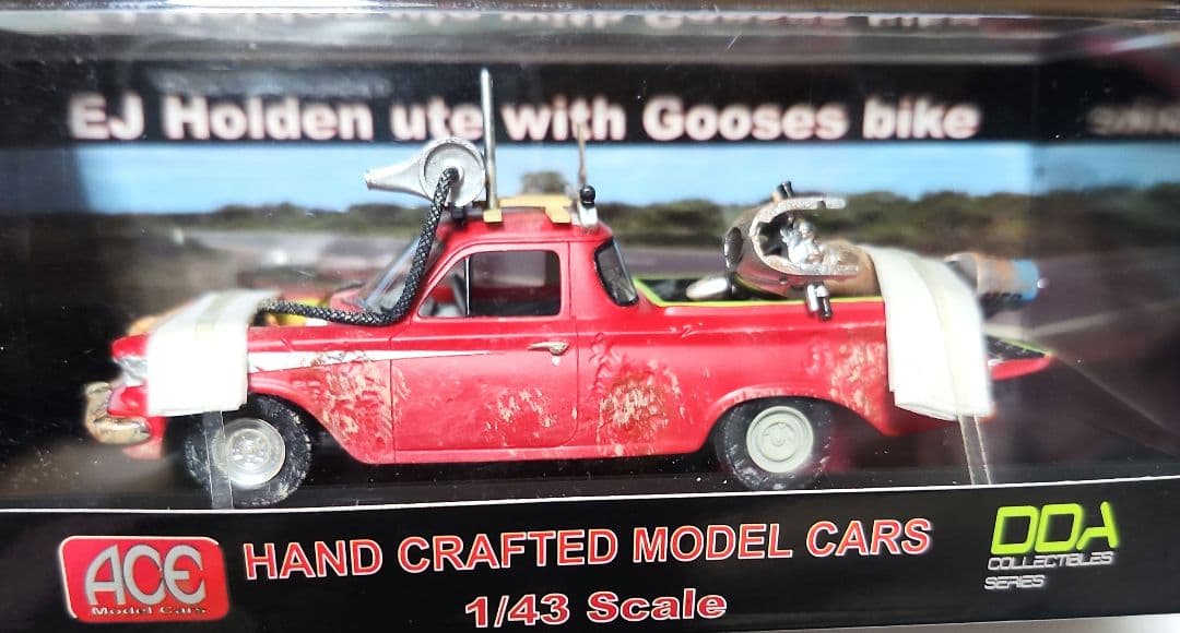 ACE 1/43 マッドマックス ホールデン EJ UTE & グースバイク
