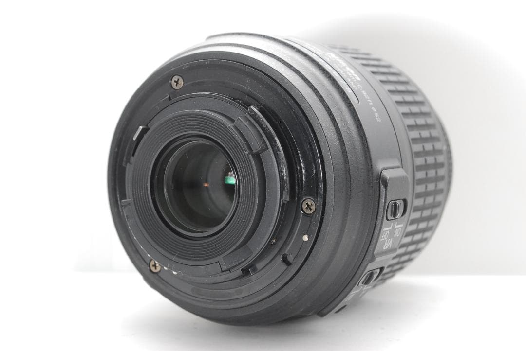 【新品級ショット数　外箱付】Nikon D3100　スマホ転送　動画も撮影できる