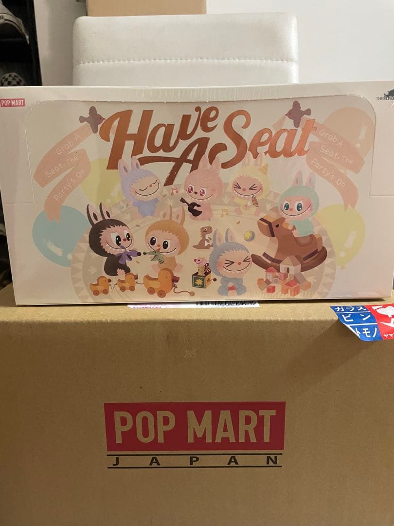 新品未開封 LABUBU THE MONSTERS Have a Seatラブブ